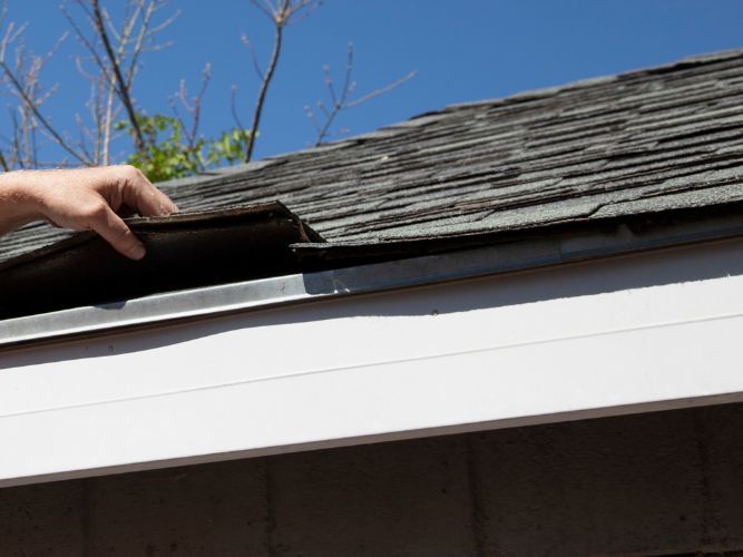 Roofing Maintenance Checklist For The Summer Season