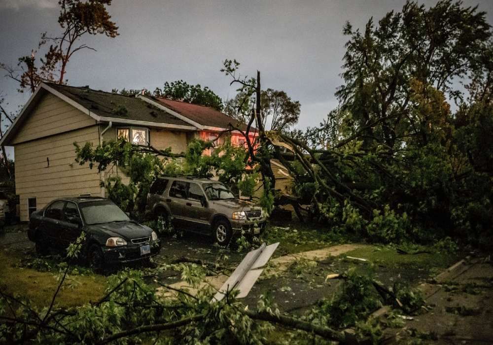 Top Roof Storm Damage Repair Davenport IL